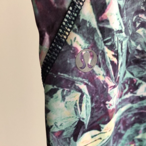 lululemon Inspire Tight II *Full-On Luxtreme - Picture 5 of 5